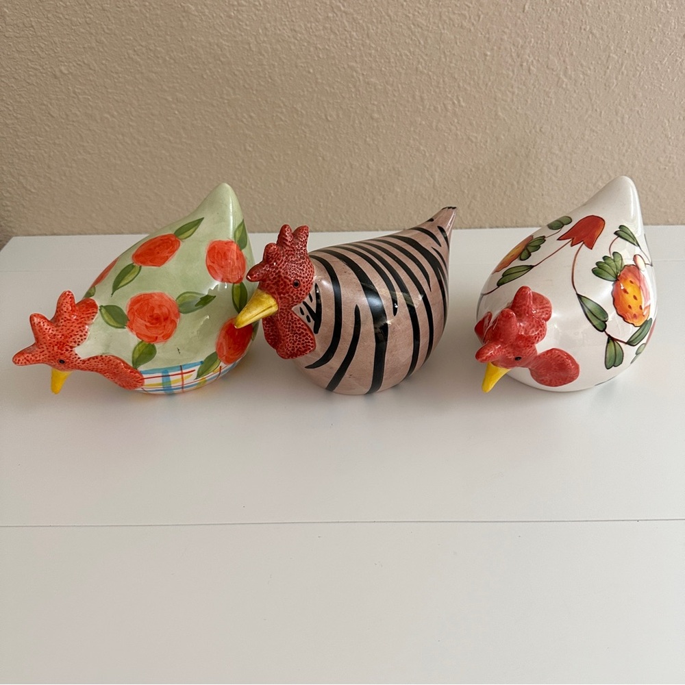 Vintage 2000 Set of 3 CBK LTD Chicken & Roosters Ceramic Hand Painted Colorful